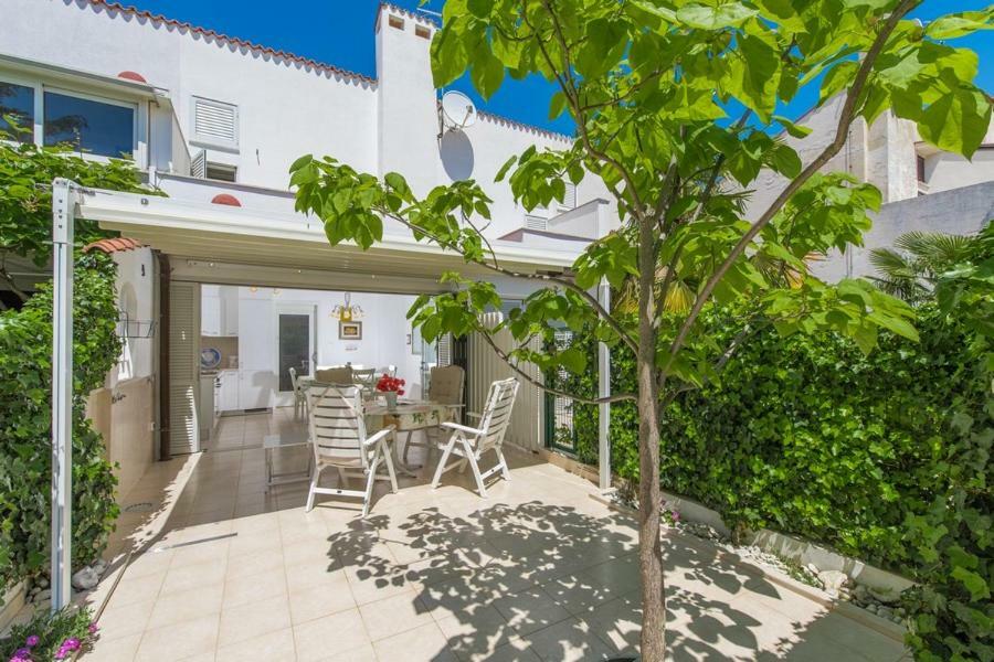 Holiday Home M&M Novigrad Istria Exteriör bild